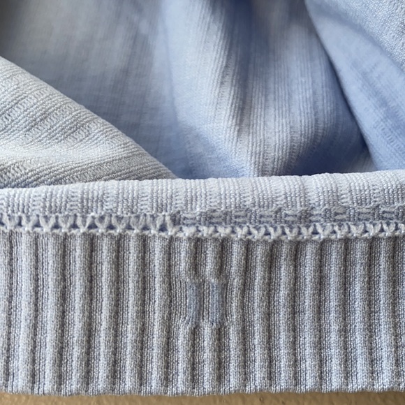 ❤️ Lululemon Ebb to Street Tank in Blue Linen Size 6 NWT - Picture 10 of 13